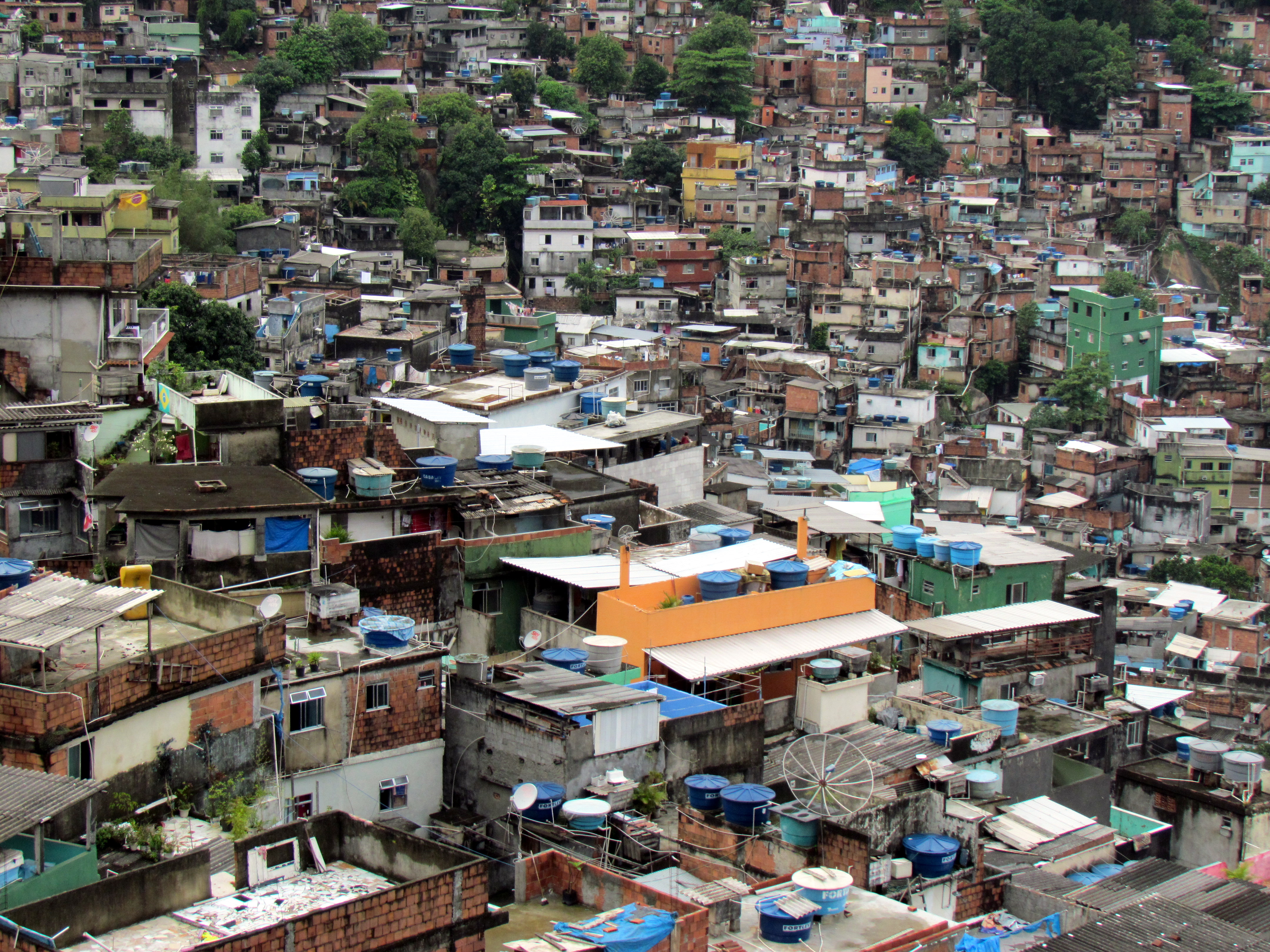 The Riocinha Favela in Rio de Janeiro, and other large scale unplanned, highly populated urbanized zones offer the perfect breeding ground for mosquitoes, © David Berkowitz
